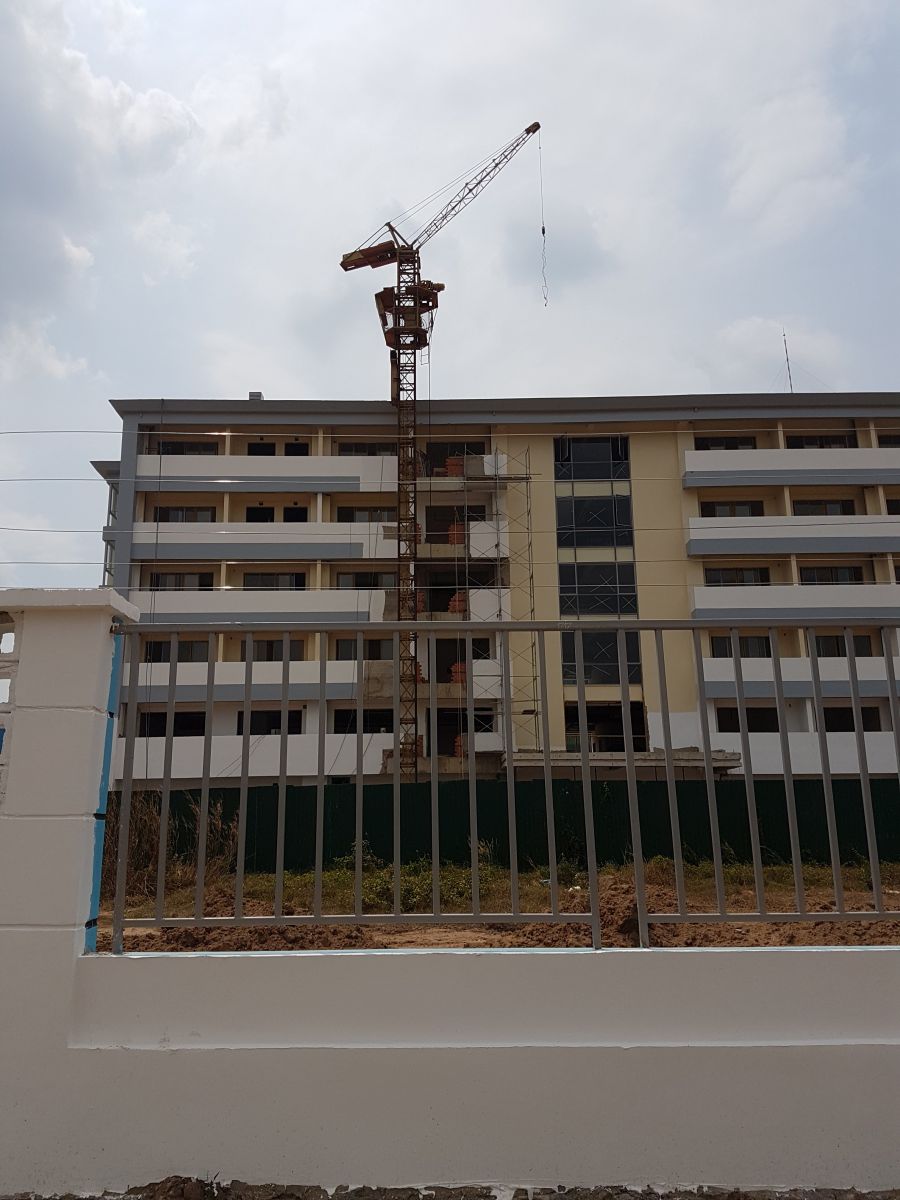 vận thăng đầu cẩu